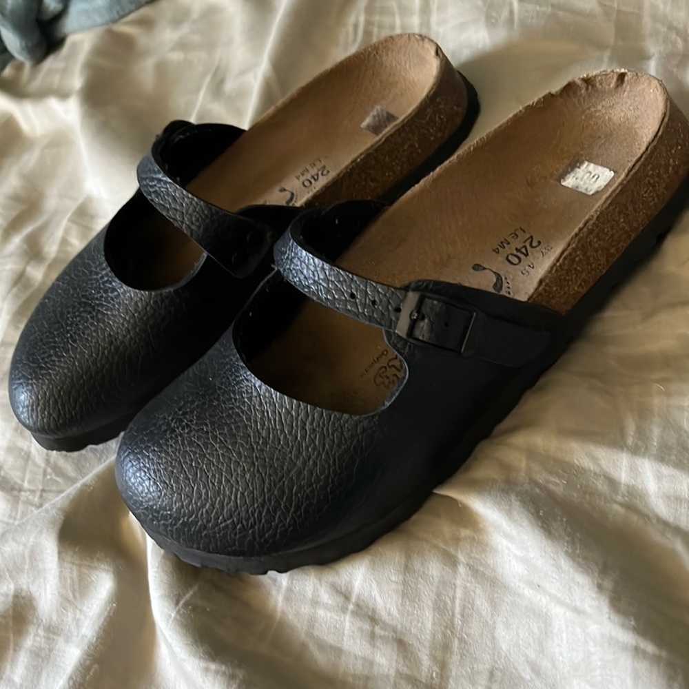 Birki’s Mary Jane slip one
